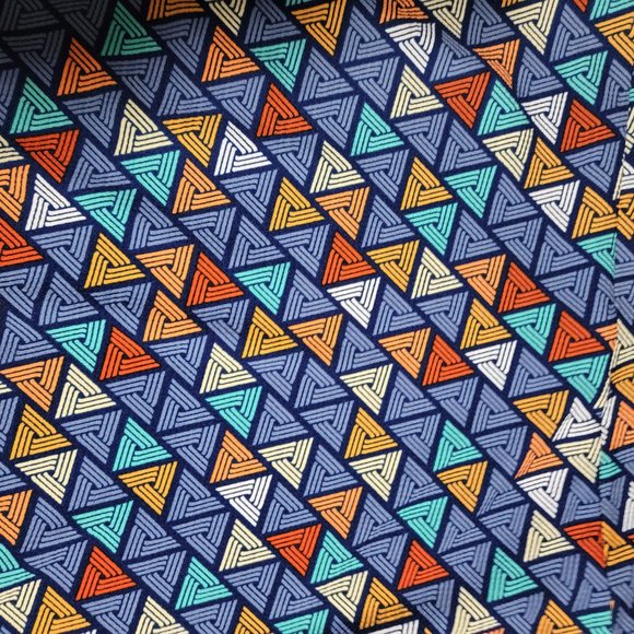 NWT LuLaRoe 2XL Cassie Skirt Multicolor Geometric Pattern - Picture 3 of 5